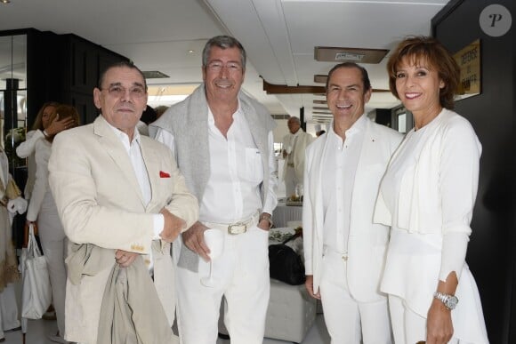 Michel Corbière, Patrick Balkany, Fabrice Larue lors de la 4ème édition du "Brunch Blanc" sur le bateau Le Paquebot à Paris, le 29 juin 2014.
