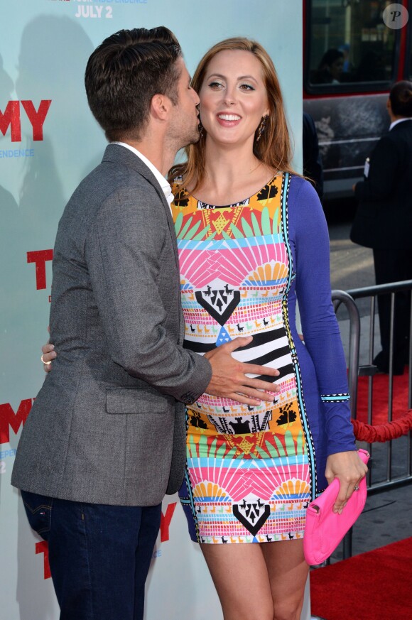 Kyle Martino et sa femme enceinte Eva Amurri Martino, amoureux lors de la première de Tammy au TCL Chinese Theatre à Los Angeles, le 30 juin 2014.