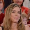 Hélène Rollès sur le plateau de l'émission Vivement Dimanche spécial Noël, sur France 2, le 25 décembre 2011.