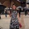 Anna Dello Russo arrive à l'hôtel Salomon de Rothschild pour assister au défilé Valentino haute couture automne-hiver 2014-2015. Paris, le 9 juillet 2014.