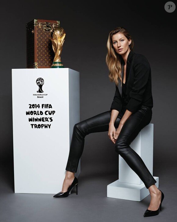 Ce dimanche 13 juillet, Gisele Bündchen accompagnera le trophée de la Coupe du monde au stade de Maracana, à Rio de Janeiro, lors de la finale opposant l'Allemagne à l'Argentine.