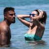 Le joueur de football Kevin-Prince Boateng et sa compagne Melissa Satta en vacances en Sardaigne le 5 juillet 2014.