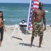 Fanny Neguesha et son fiancé Mario Balotelli poursuivent leurs vacances à Miami, le 11 juillet 2014