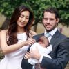 Le prince Félix du Luxembourg, son épouse la princesse Claire et leur fille la princesse Amalia lors de la célébration du baptême de la princesse Amalia de Luxembourg en la chapelle de Saint-Ferréol à Lorgues, le 12 juillet 2014.