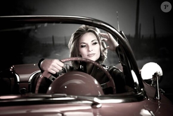 La chanteuse Jalane dans le clip de Ma Folie, sorti en 2009.