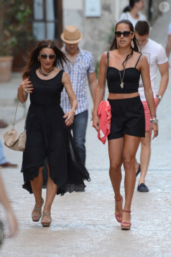 Ana Ivanovic dans les rues de Palma de Majorque, lors de ses vacances sur l'île de Majorque, le 12 juillet 2014