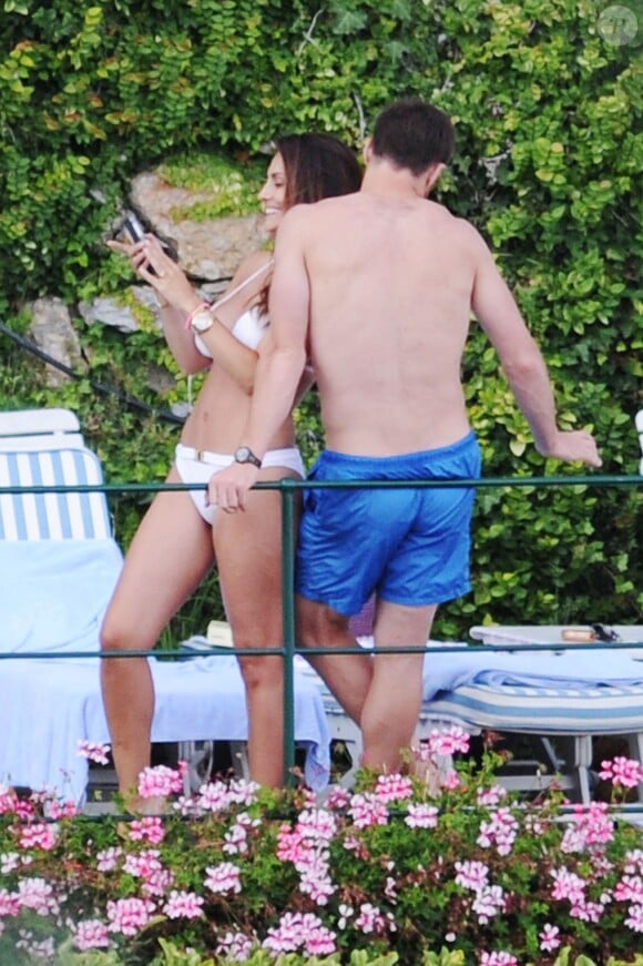 Xabi Alonso et sa belle Nagore lors d'une pause tendresse à Portofino le 17 juillet 2014