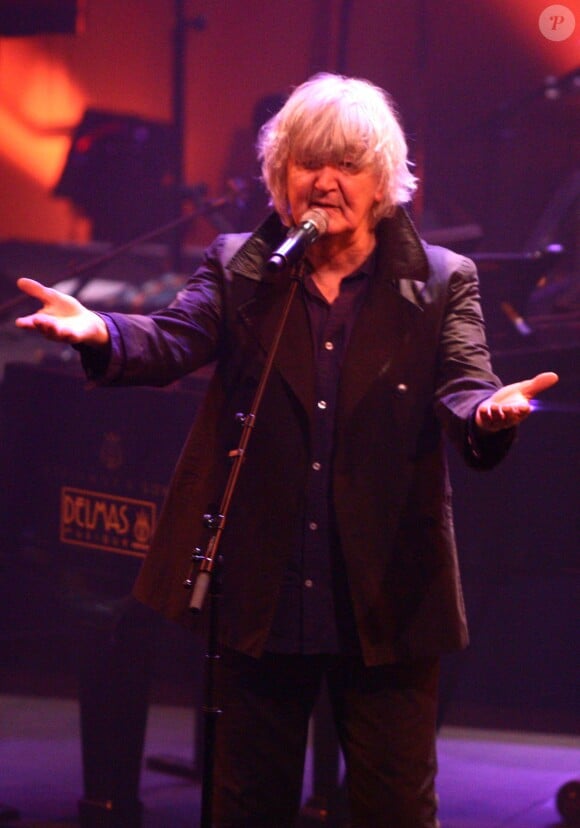 Jacques Higelin en concert au théâtre de l'Archipel à Perpignan, le 10 décembre 2013