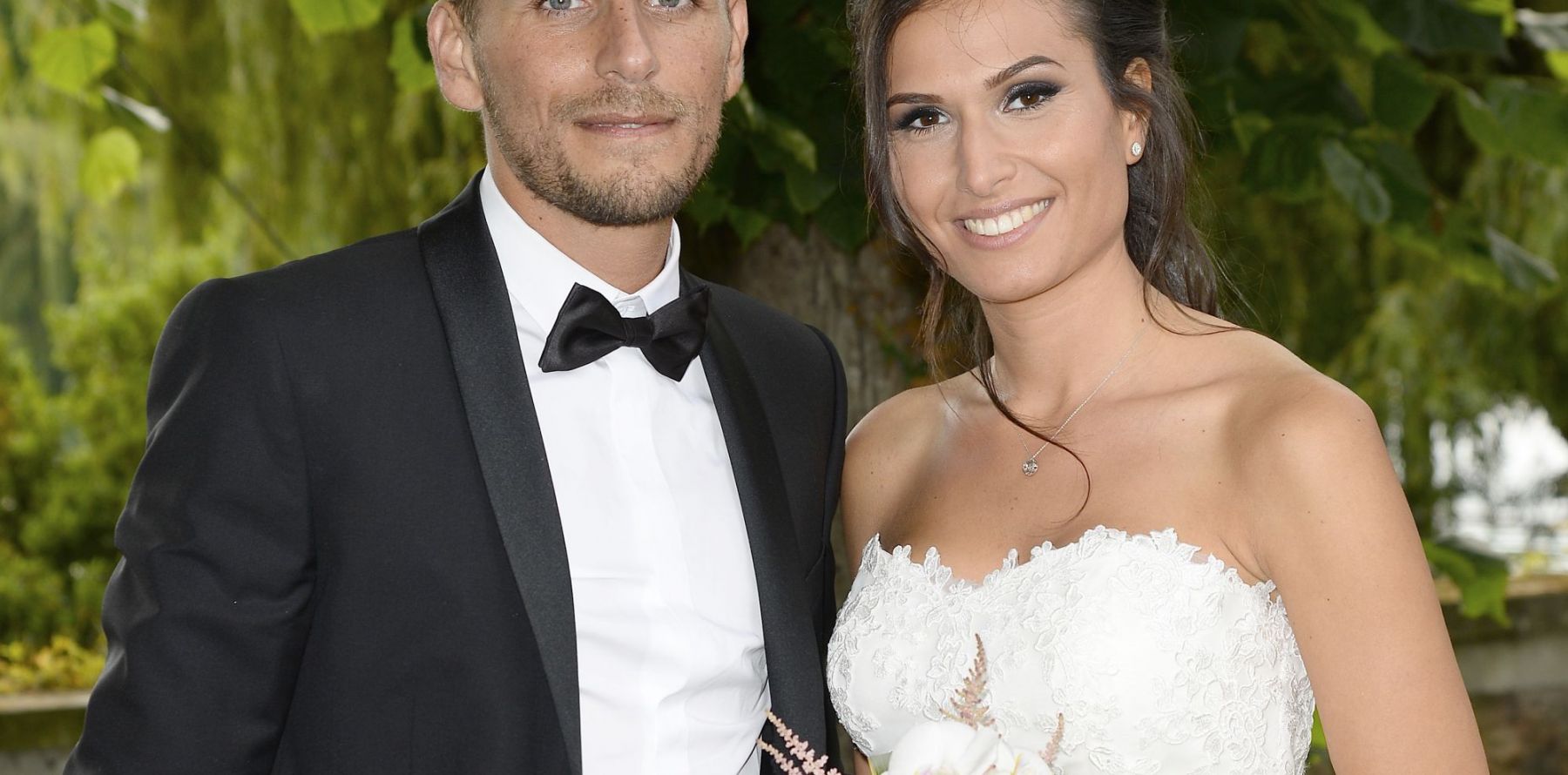 Linda Qui Veut épouser Mon Fils Linda (Les Anges 6) : Mariage de son fils Alexandre... Toutes les photos !  - Purepeople