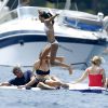 Sylvester Stallone en famille et avec ses trois filles, Sistine (16 ans), Sophia (17 ans) et Scarlet (12 ans), à Théoule-sur-Mer, sud de la France, le 28 juillet 2014.