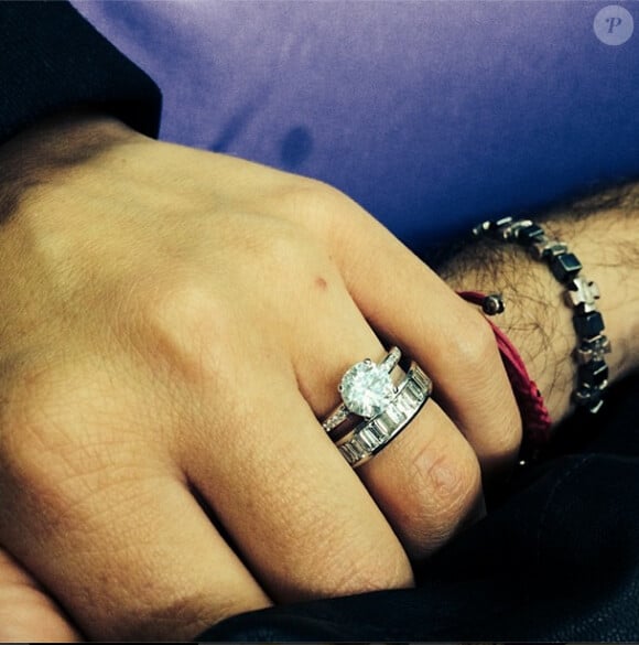 Raffaella Fico et Gianluca Tozzi se sont fiancés le 20 juin 2014, le même jour que son ex Mario Balotelli avec sa belle Fanny Neguesha