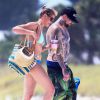 Exclusif - Cameron Diaz et son petit ami Benji Madden profitent des joies de la plage en amoureux avant d'aller faire quelques courses chez Whole Foods en Floride, le 3 juillet 2014. 