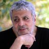 Exclusif - Enrico Macias pose à l'hôtel Mas Bellevue de Saint-Tropez, le 28 juillet 2014.