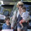 Exclusif - Sarah Michelle Gellar et ses enfants Charlotte et Rocky se rendent à une fête d'anniversaire à Sherman Oaks, le 9 août 2014. 
