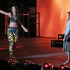 Rihanna et Eminem donnent le coup d'envoi du MonstER Tour au Rose Bowl de Pasadena, le 7 août 2014.