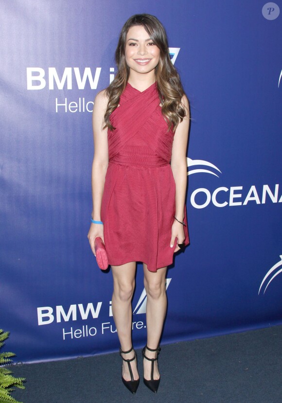 Miranda Cosgrove - 7e soirée annuelle "Oceana SeaChange Summer Party" à Laguna Beach, le 16 août 2014.
