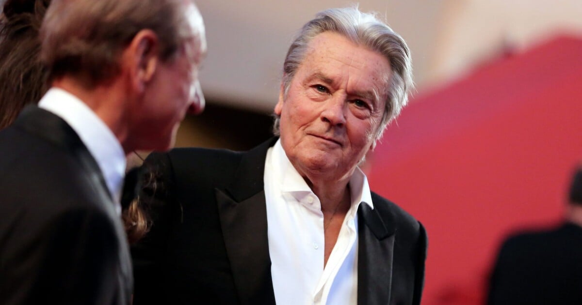 Alain Delon : L'acteur a enfin quitté l'hôpital !