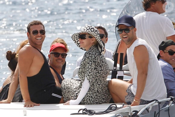 La chanteuse Madonna, en bonne compagnie, et sa fille Lourdes Leon passent des vacances à Ibiza. Le 19 août 2014.