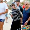Madonna rejoint la côte d'Ibiza après avoir passé du temps sur un yacht, le 19 août 2014.