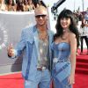 Riff Raff et Katy Perry, tout habillés de Versace, assistent aux MTV Video Music Awards 2014 au Forum. Inglewood, Los Angeles, le 24 août 2014.