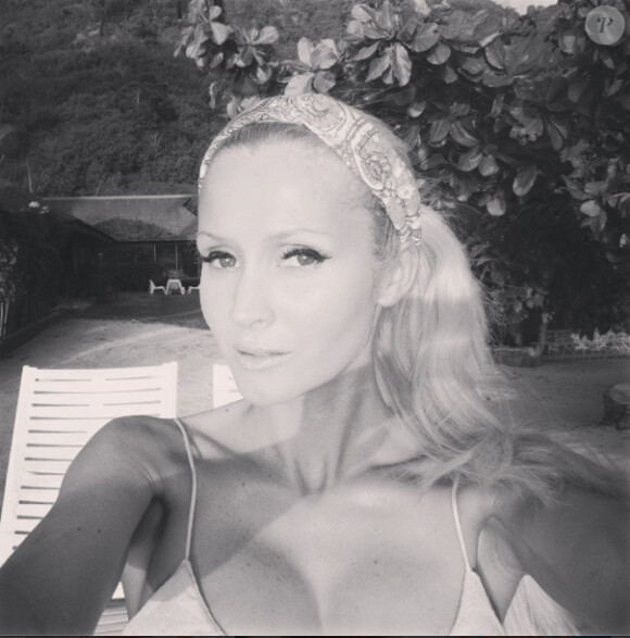Tatiana Laurens : sexy et radieuse à Tahiti, lors du tournage de L'île des Vérités 4