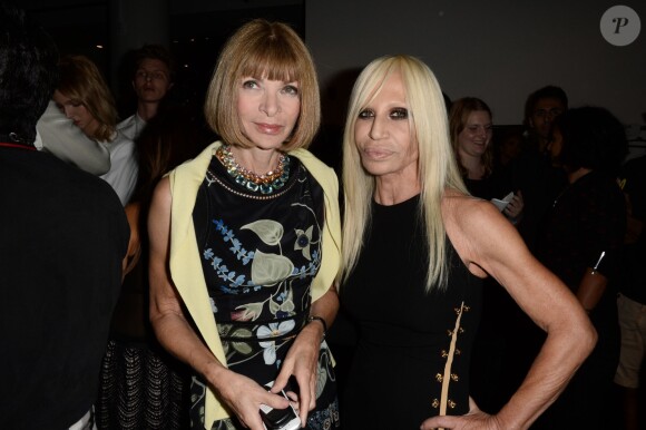 Anna Wintour et Donatella Versace lors de la présentation de la collection Anthony Vaccarello x Versus à New York. Le 7 septembre 2014.