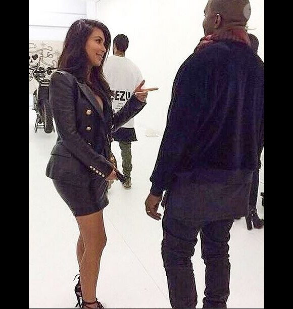 Kim Kardashian et Kanye West visitent le Yeezus Tour pop-up store à Melbourne. Le 9 septembre 2014.