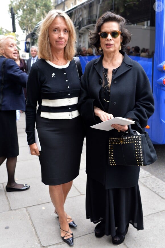 Sabrina Guinness et Bianca Jagger le 11 septembre 2014 à l'église Saint Paul de Londres lors du service religieux à la mémoire de Mark Shand, décédé en avril 2014.