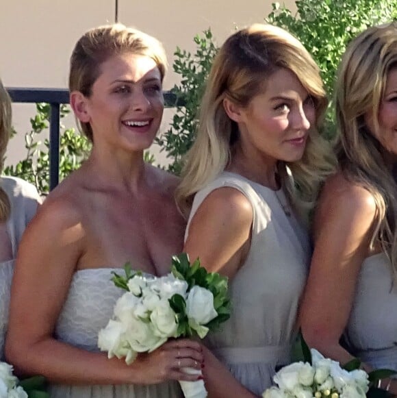 Lauren Conrad et Lo Bosworth, demoiselles d'honneur au mariage de Maura McManus et David Oehm à Ojai, le 16 août 2014.
