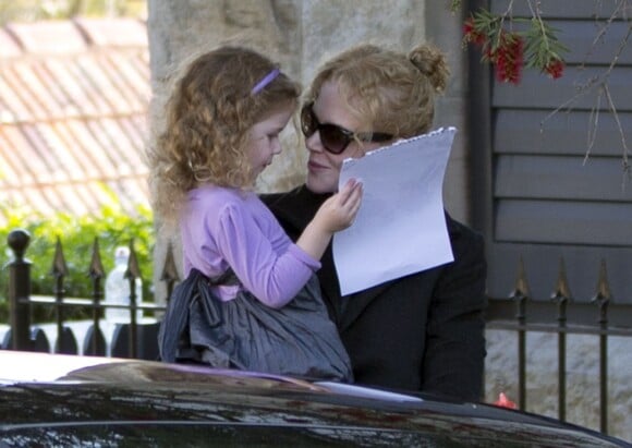 Nicole Kidman, avec sa fille Sunday, rend visite à sa mère Janelle à Sydney en Australie après l'annonce tragique du décès de son père Antony Kidman. 14 septembre 2014