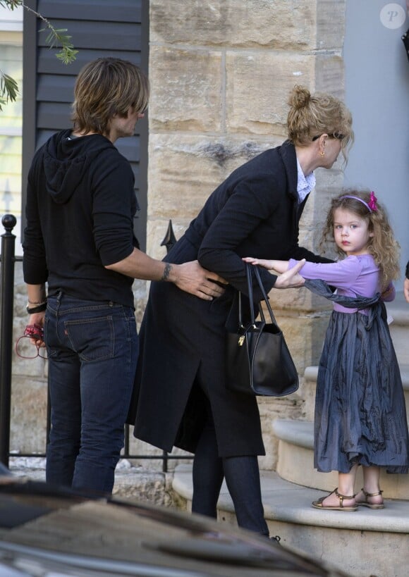 Nicole Kidman, avec sa fille Sunday et son mari Keith Urban, rend visite à sa mère Janelle à Sydney en Australie après l'annonce tragique du décès de son père. 14 septembre 2014