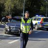 Le roi Carl XVI Gustaf de Suède est sorti indemne d'un accident de la route à Stockholm en Suède le 17 septembre 2014. "Il y a eu une collision avec une autre voiture qui est venue dans notre file. Le roi est indemne", a déclaré à l'agence de presse TT une porte-parole qui se trouvait dans le même véhicule, Annika Sönnerberg. L'accident a eu lieu sur le pont de Nockeby à Stockholm alors que le roi, âgé de 68 ans, était conduit à l'aéroport en vue d'un voyage vers le Nord du pays.