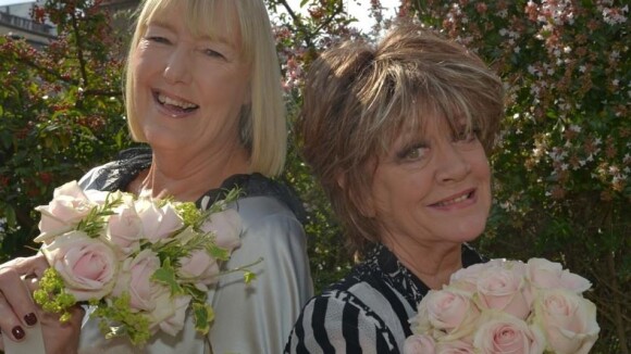 Amanda Barrie, 79 ans : La star de ''Coronation Street'' a épousé sa chérie