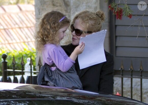 Nicole Kidman, avec sa fille Sunday, rend visite à sa mère Janelle à Sydney en Australie après l'annonce tragique du décès de son père Antony Kidman. 14 septembre 2014