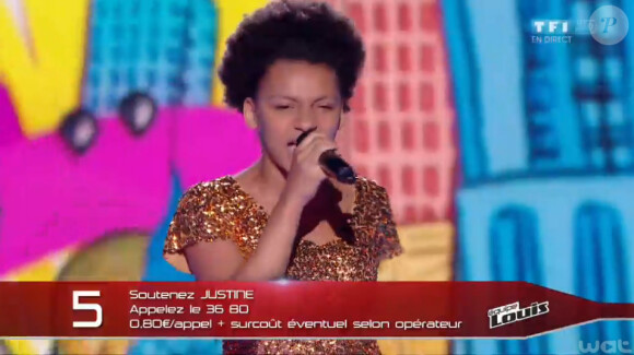 Justine sur le plateau de The Voice Kids, le samedi 20 septembre 2014 sur TF1.