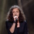Naya sur le plateau de The Voice Kids, le samedi 20 septembre 2014 sur TF1.