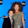 Vanessa Williams et son fils Devin Hervey à la soirée ABC Television Group All-Star TCA Party à Los Angeles, le 14 janvier 2007