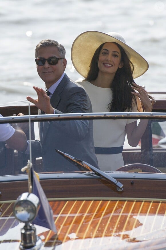 George Clooney et sa femme Amal Alamuddin quittant Venise, le 29 septembre 2014 après leur mariage civil et les cérémonies qui ont précédé