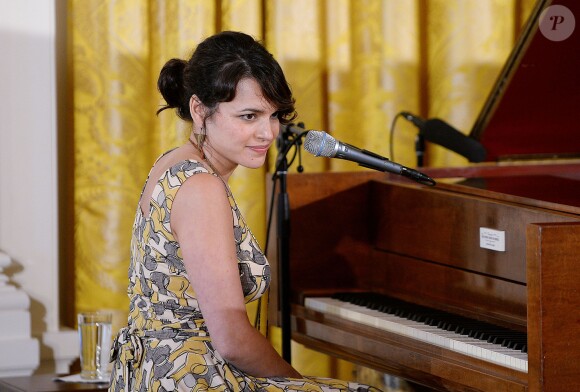 Norah Jones lors d'un concert à la Maison-Blanche, le 12 mai 2014.