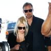 Jessica Simpson et son mari Eric Johnson arrivent à l'aéroport LAX de Los Angeles. Le 29 septembre 2014