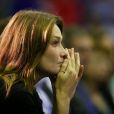 Carla Bruni-Sarkozy au premier rang lors du meeting de Nicolas Sarkozy au gymnase Fernand Ganne à Saint-Julien-les-Villas près de Troyes, le 2 octobre 2014.