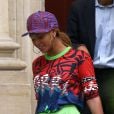 Beyoncé accompagnée de Jay Z et leur fille Blue Ivy a visité un hôtel particulier près de l'Élysée à Paris le 2 octobre 2014.