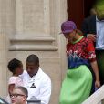 Jay Z, Beyoncé et leur fille Blue Ivy visitent un hôtel particulier près de l'Élysée à Paris le 2 octobre 2014.