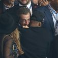  Jay Z embrasse Nicolas Sarkozy sous le regard de Beyonc&eacute; et Nagui - Match PSG-Barcelone de la Ligue des Champions au parc des princes &agrave; Paris le 30 septembre 2014. Le PSG &agrave; remport&eacute; le match sur le score de 3-2. 