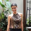 Ludivine Sagna entourée lors de l'essayage de sa robe à l'Hôtel Best Western Premier Trocadéro La Tour le 6 Octobre 2014 pour le defilé du 20e Salon du Chocolat à Paris