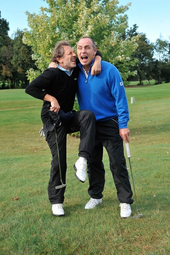 Stéphane Freiss et Alain Boghossian lors de la 1ère édition du Tee Break gourmand au golf d'Etiolles dans l'Essonne le 7 octobre 2014