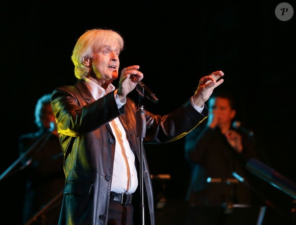 La chanteur Dave en concert à Lesquin pour la fête de la Musique le 21 juin 2013.