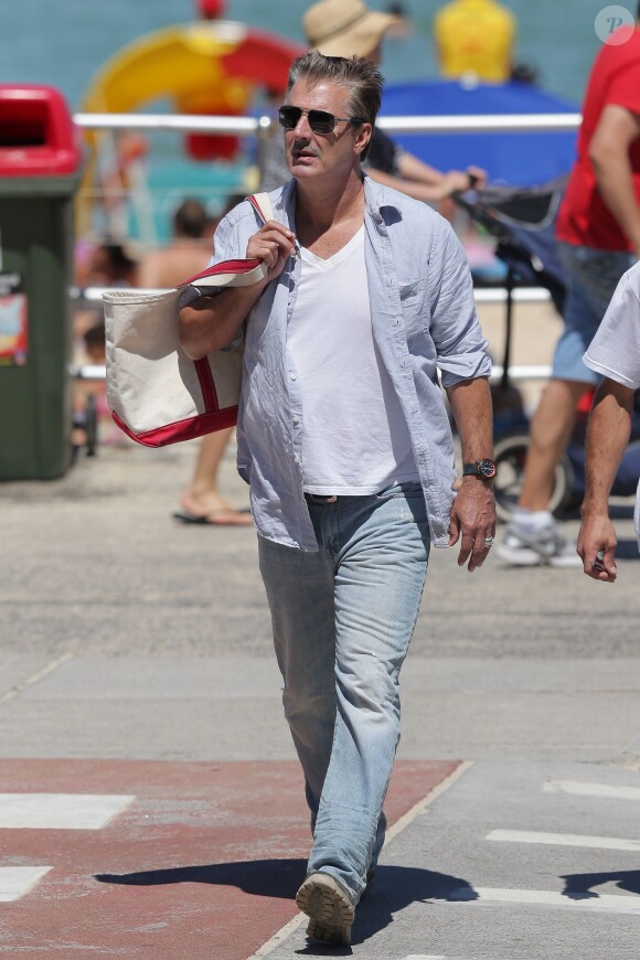Chris Noth se promène à Sydney en Australie. Le 13 octobre 2014.
