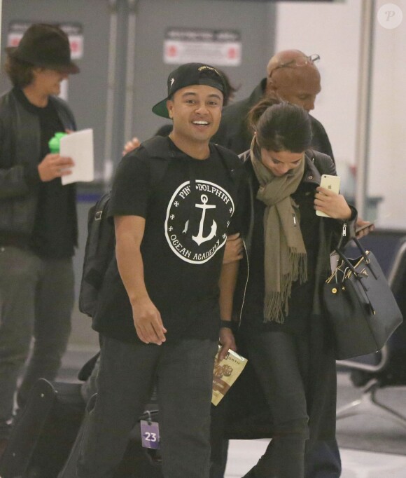 Exclusif - Orlando Bloom et Selena Gomez ont été aperçus à l'aéroport de LAX à Los Angeles, le 20 octobre 2014.