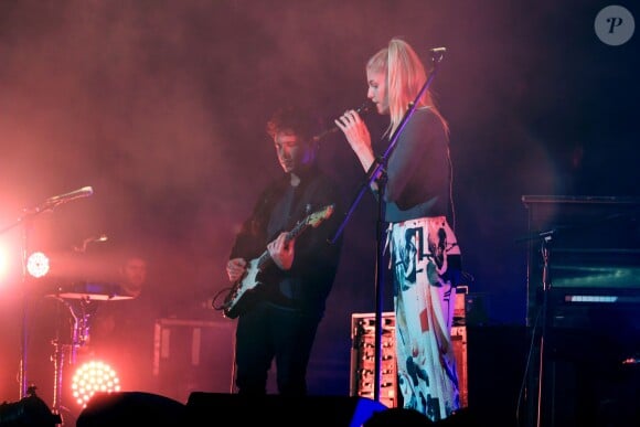 Exclusif - Dan Rothman et Hannah Reid - Le groupe London Grammar en concert au Palais des Sports à Paris, le 22 octobre 2014.